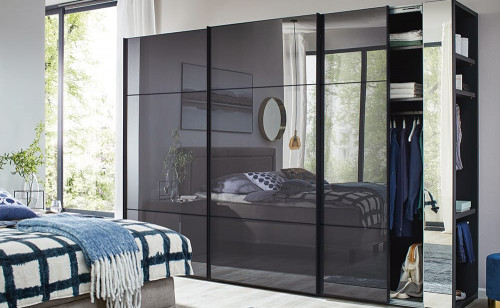 hensel kleiderschrank 1